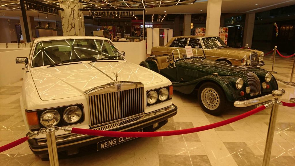 rolls-royce jaguar xk mercedes-benz w111 classic cars